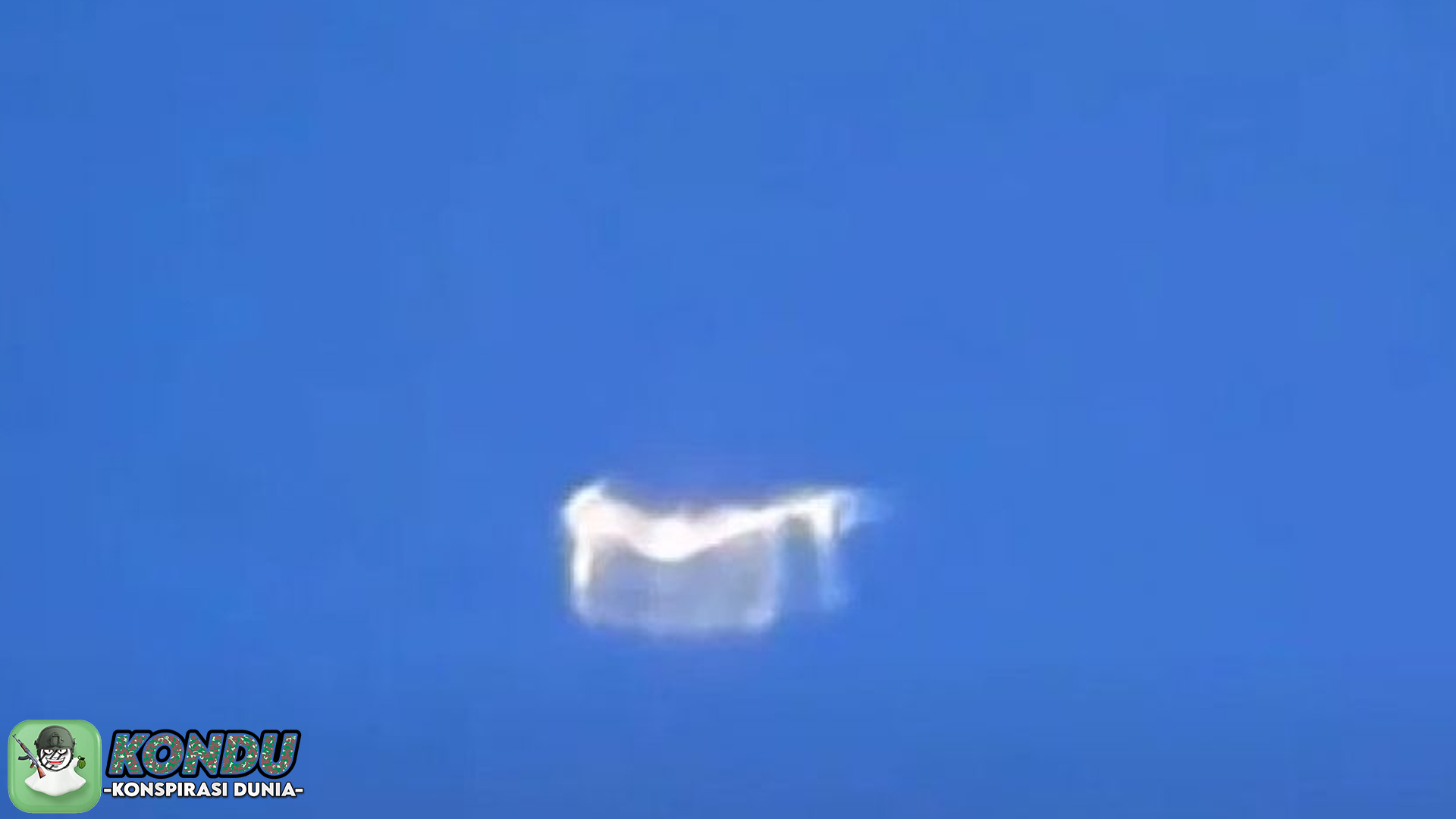 Heboh Konspirasi Penumpang Pesawat Rekam Penampakan UFO