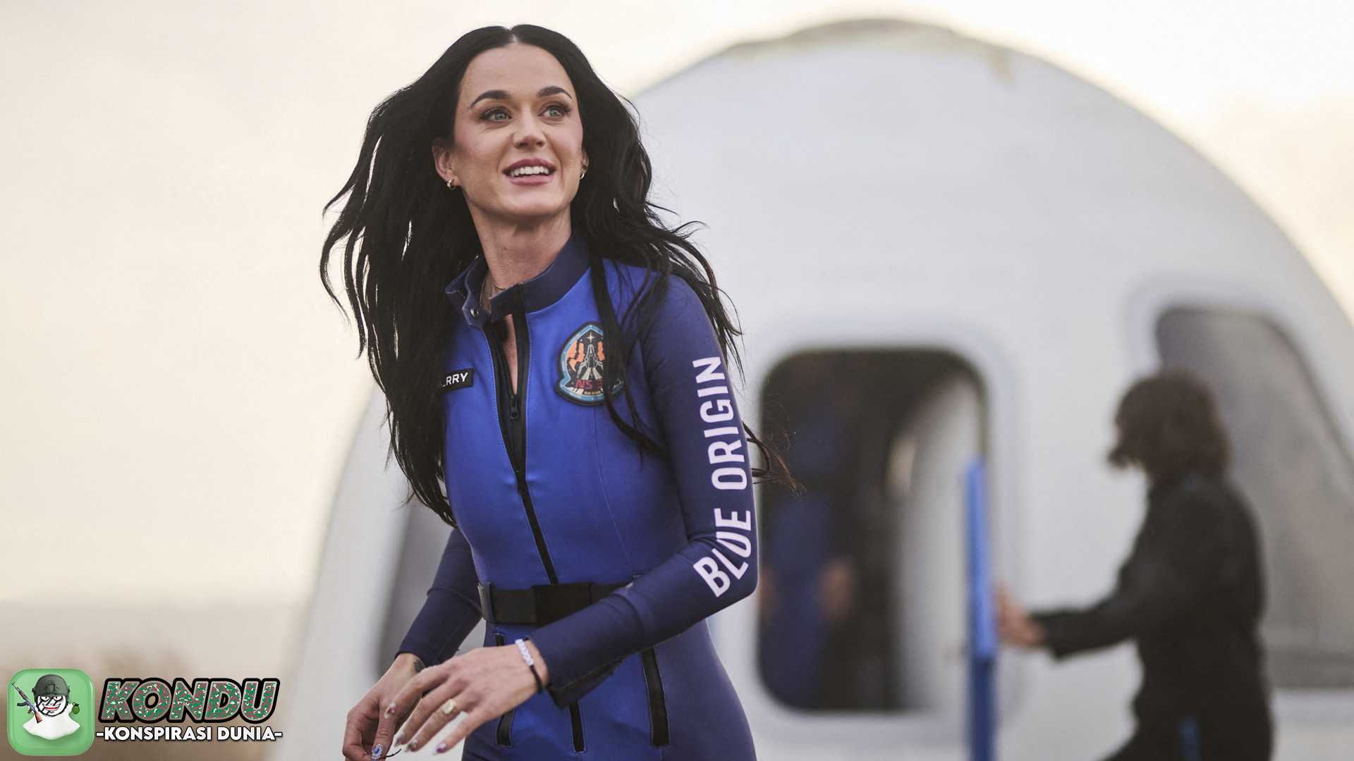 Katy Perry, Luar Angkasa, & Baphomet: Teori Konspirasi Terungkap