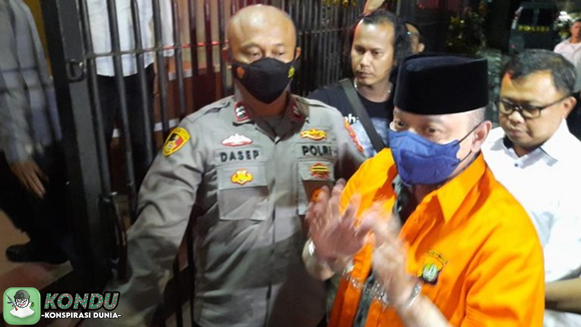 Konspirasi di Balik Seragam: Hotman Paris Bela Irjen Teddy