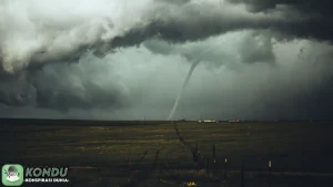 Konspirasi Tornado 5 Alasan Mengapa Badai Ini Sering Datang