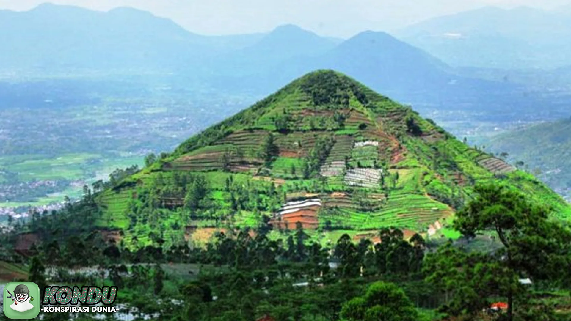 Gunung Padang Konspirasi, 5 Fakta Misteri Bikin Vibes Kayak Film Sci‑f