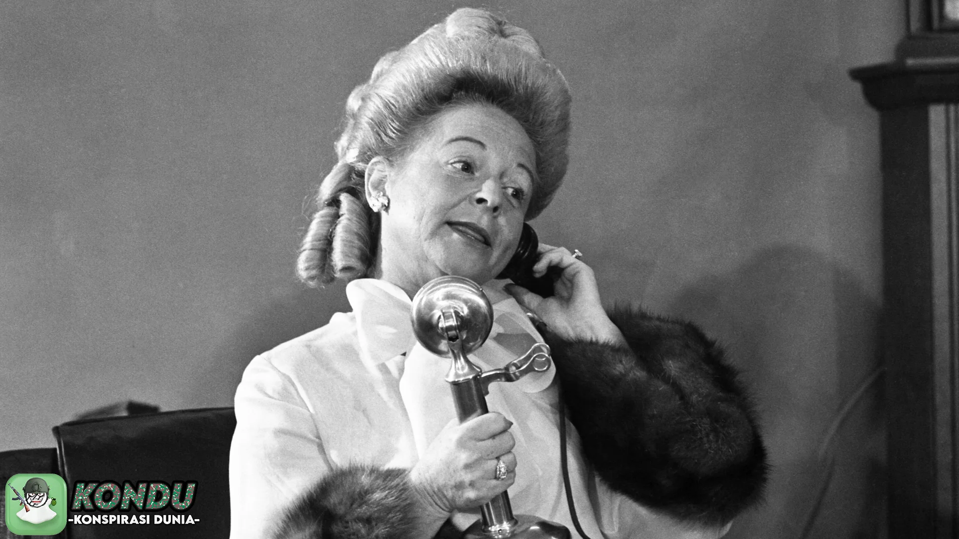 4 Konspirasi Martha Mitchell: Suara Terlarang di Sirkus Watergate Gila