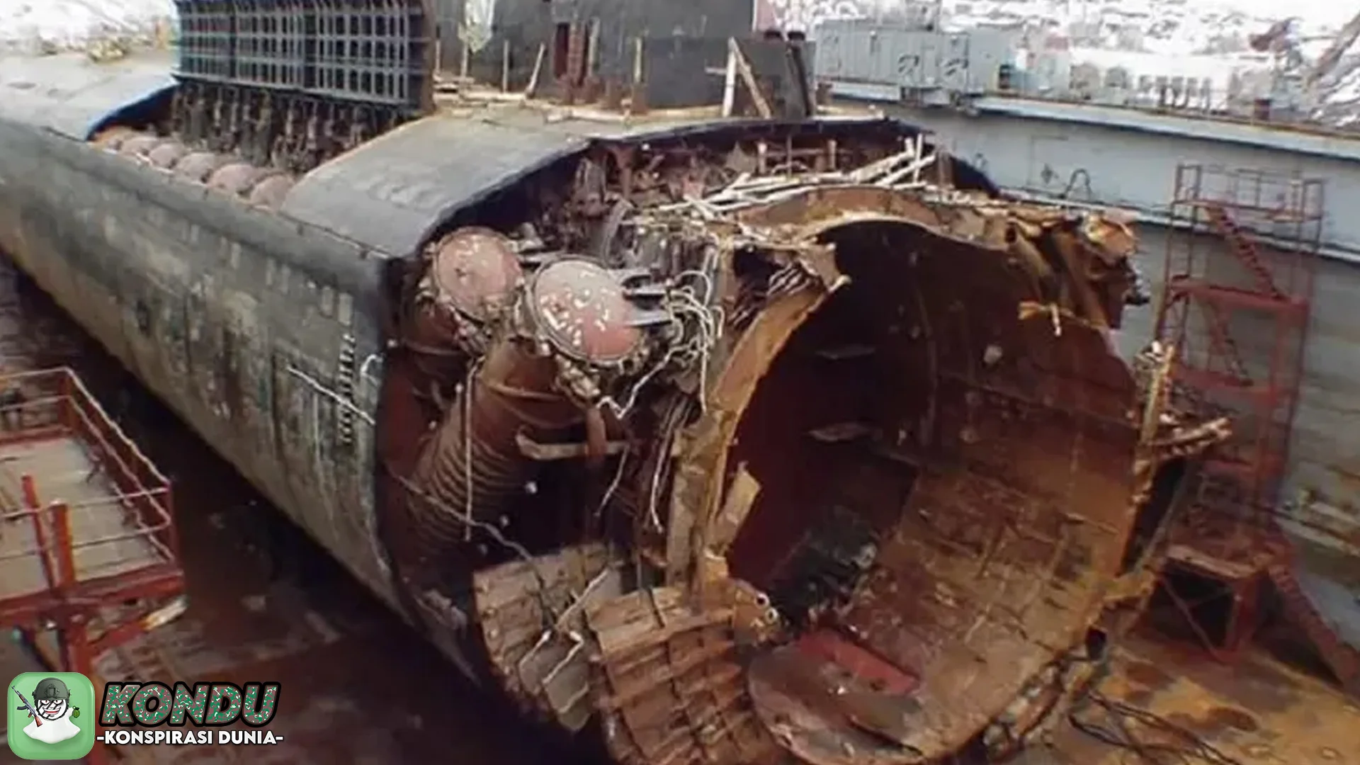 Misteri Kapal Selam Rusia dan 5 Konspirasi yang Masih Jadi Teka Teki